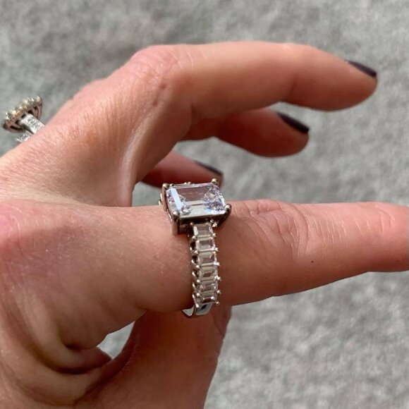 Women's Zirconia Ring with an Emerald Cut Featuring Baguette Side Accents - Picture 4 of 5